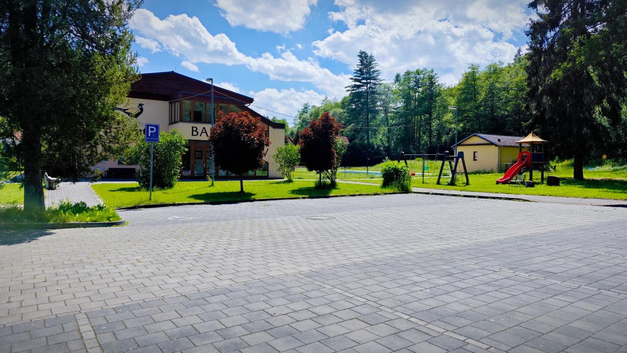 Geyserpark Village Karlovy Vary Esterno foto