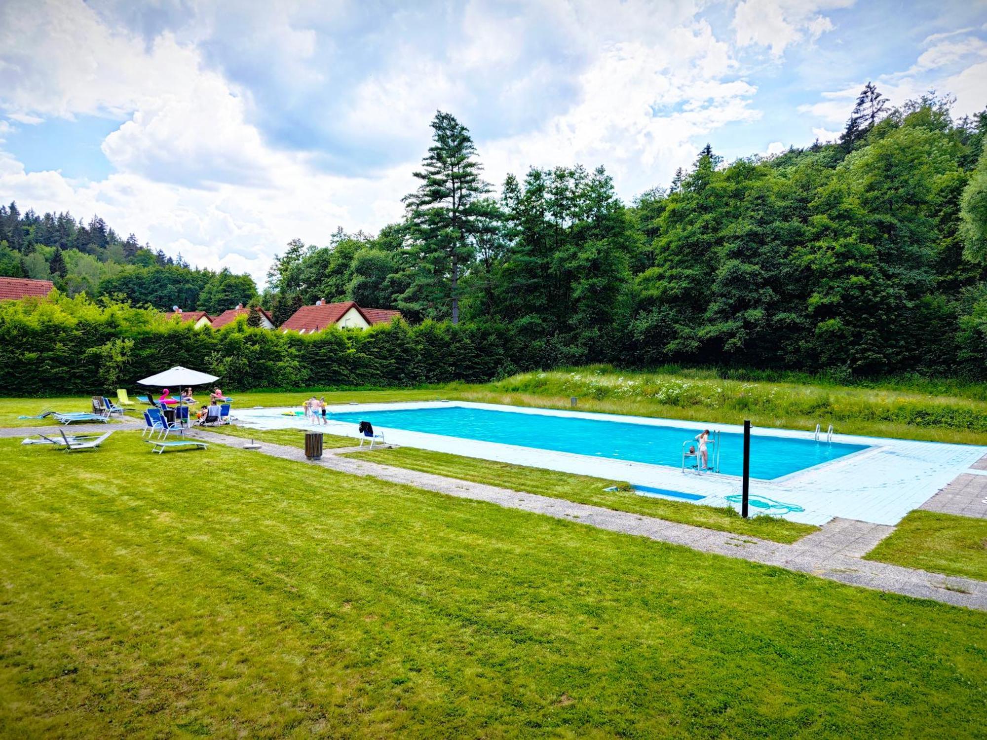 Geyserpark Village Karlovy Vary Esterno foto